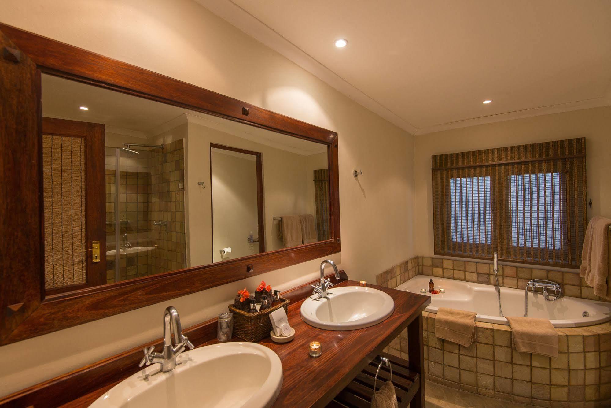 Inyati Game Lodge Metsi Eksteriør billede