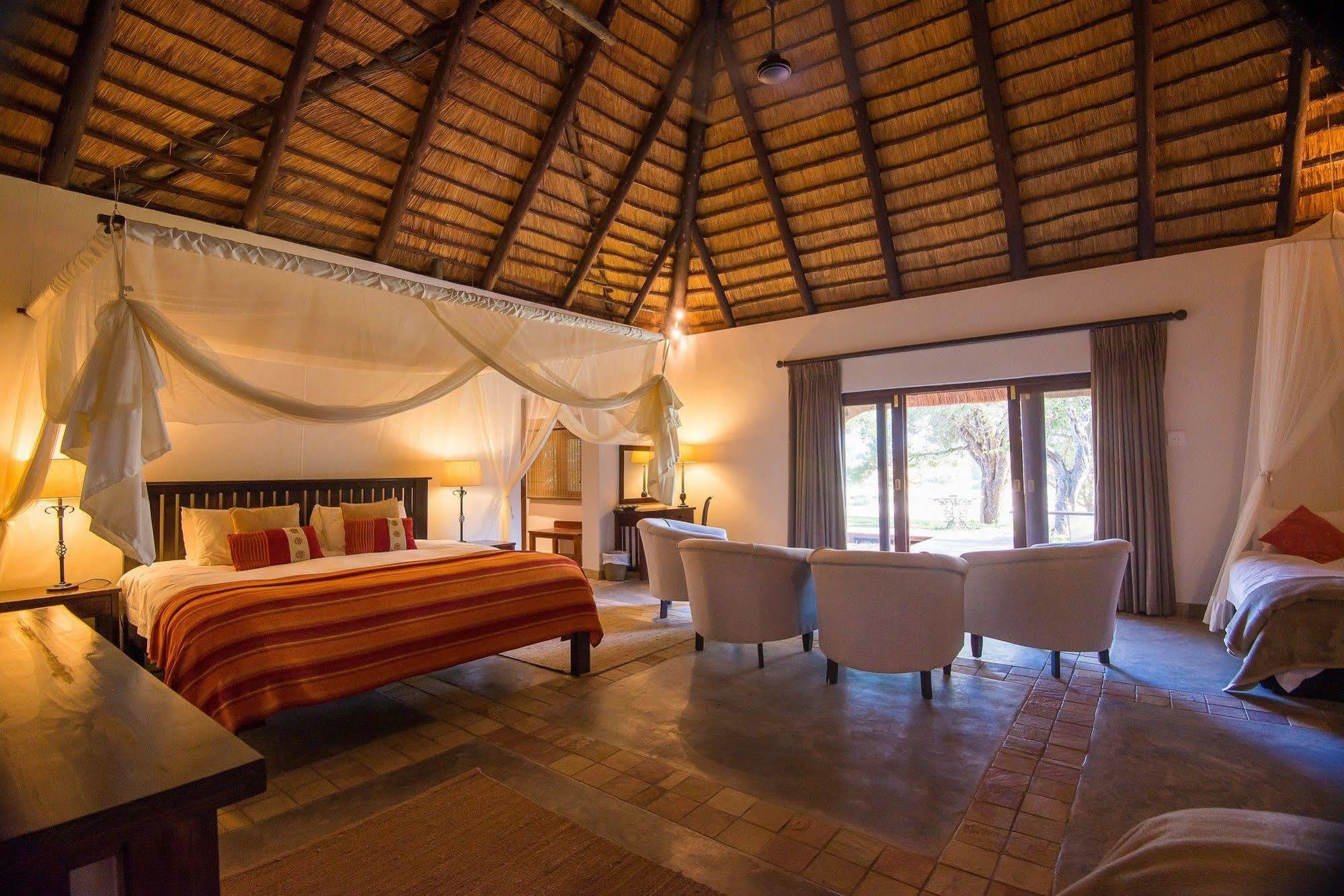 Inyati Game Lodge Metsi Eksteriør billede