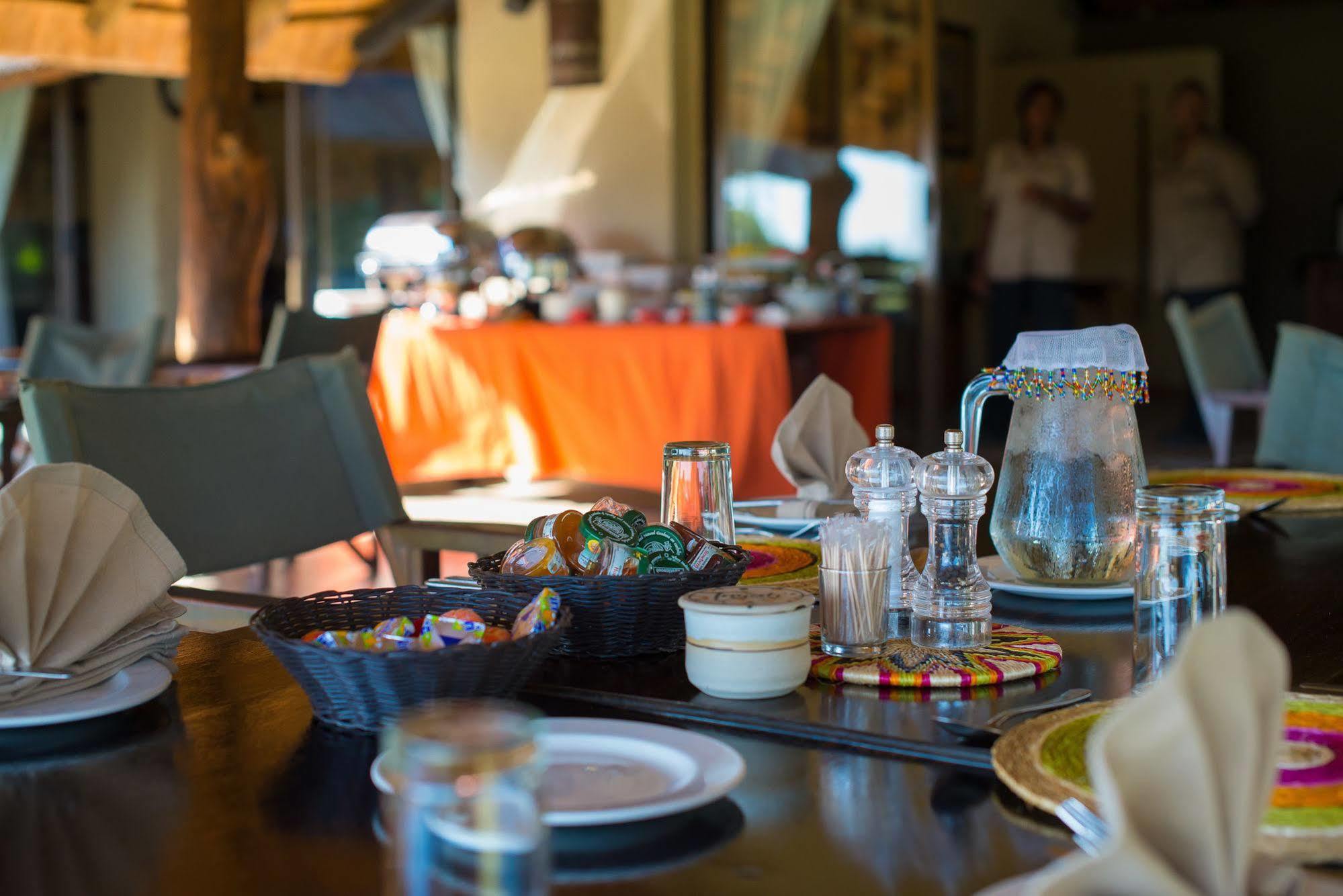 Inyati Game Lodge Metsi Eksteriør billede